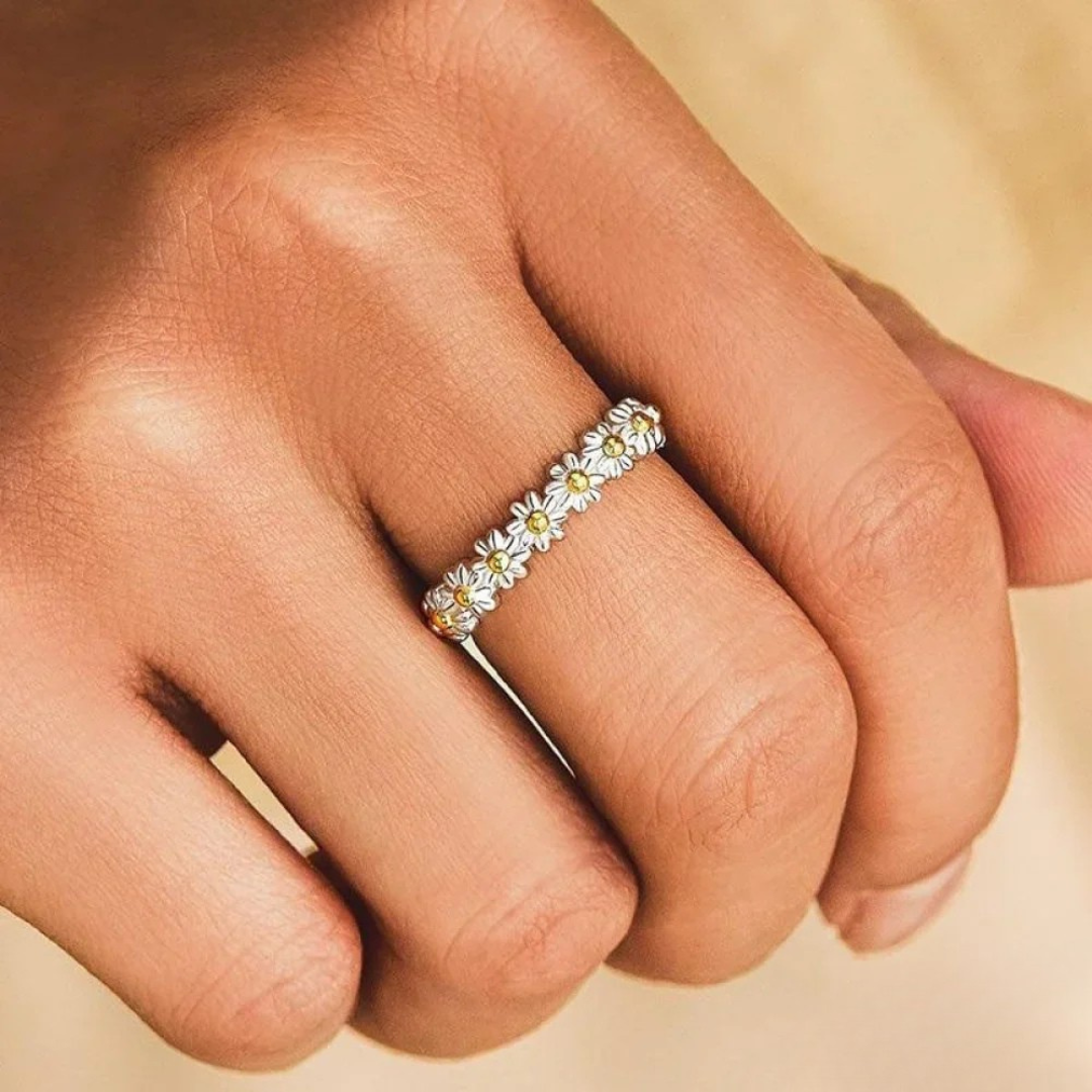 Bague Margriet en argent adjustable et émaillée à la main
