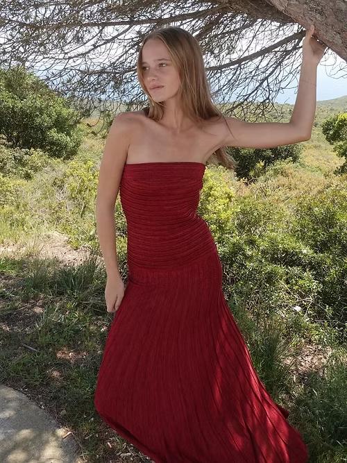 Ruby | Robe Longue Elégante Dos Nu
