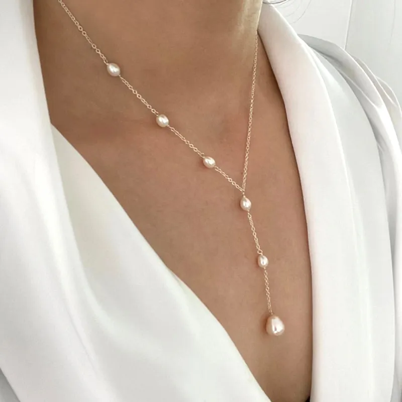 Collier Vintage avec Perles Suspendues