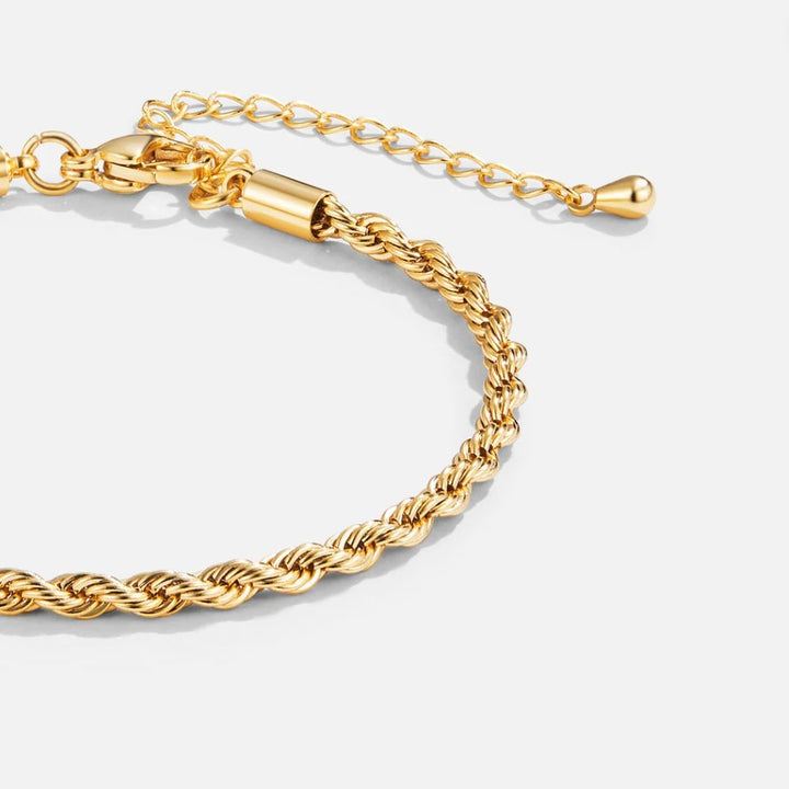 Bracelet en or chic tordu